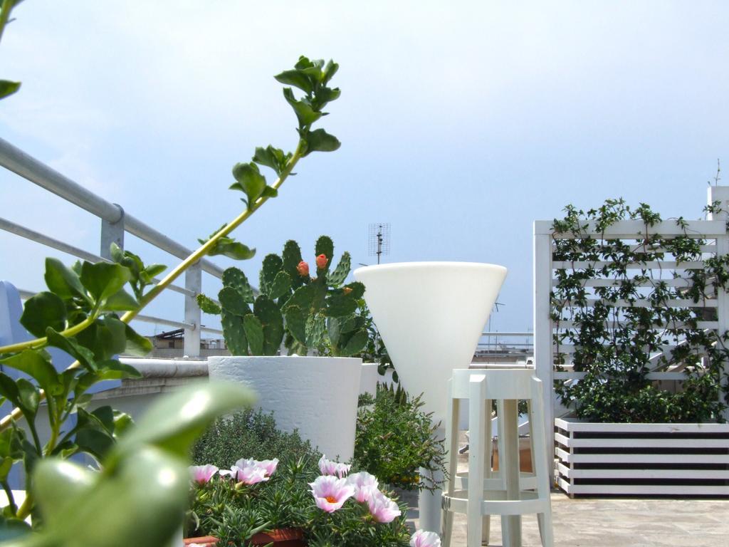 B&B Luvi Maruggio Exterior photo